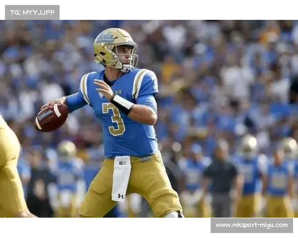 布朗新秀四分卫谢杜尔-桑德斯生涯首秀告捷,创队史纪录 布朗新秀四分卫谢杜尔-桑德斯生涯首秀告捷,创队史纪录