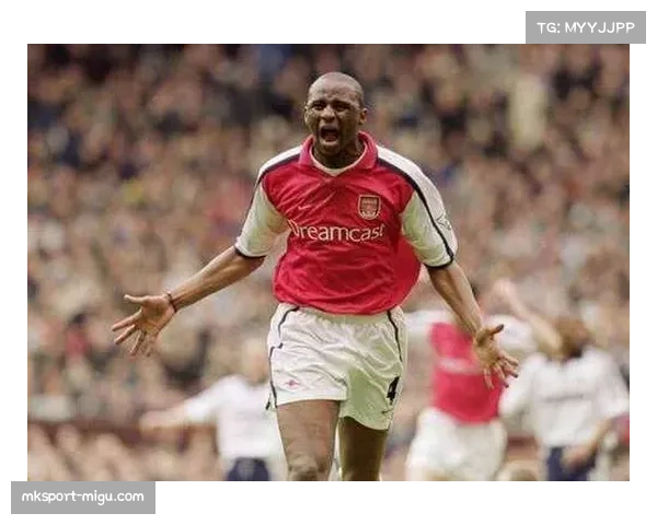 尤文图斯赛前加练：帕特里克·维埃拉亲自督导定位球防守演练